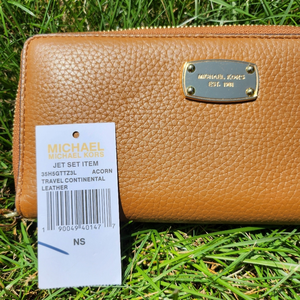 Michael Kors Acorn Leather Wallet